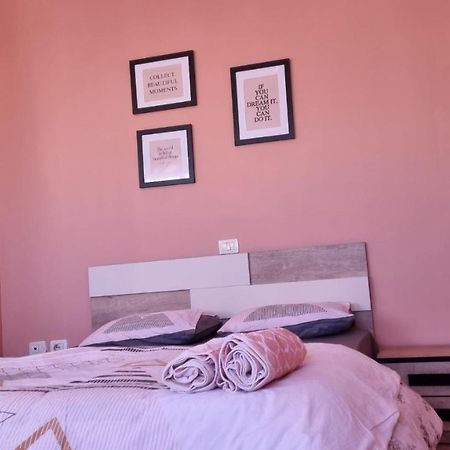 Sky Apartament. Bllok District Tirana Bagian luar foto