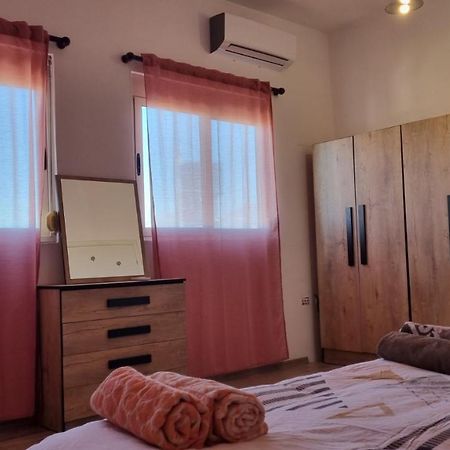 Sky Apartament. Bllok District Tirana Bagian luar foto